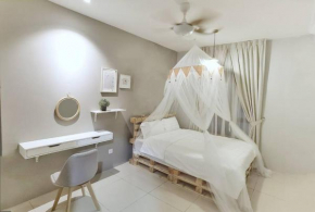 ONE LIFE FOUR SEASON GUEST HOUSE 9PAX MANHATTAN CONDO A1-13